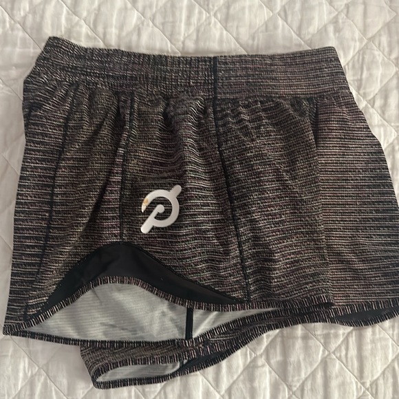 Peloton x Lululemon shorts - Picture 2 of 5